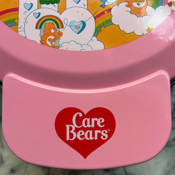 CARE BEARS Non- Stick Waffle Maker - Picture 6 of 9
